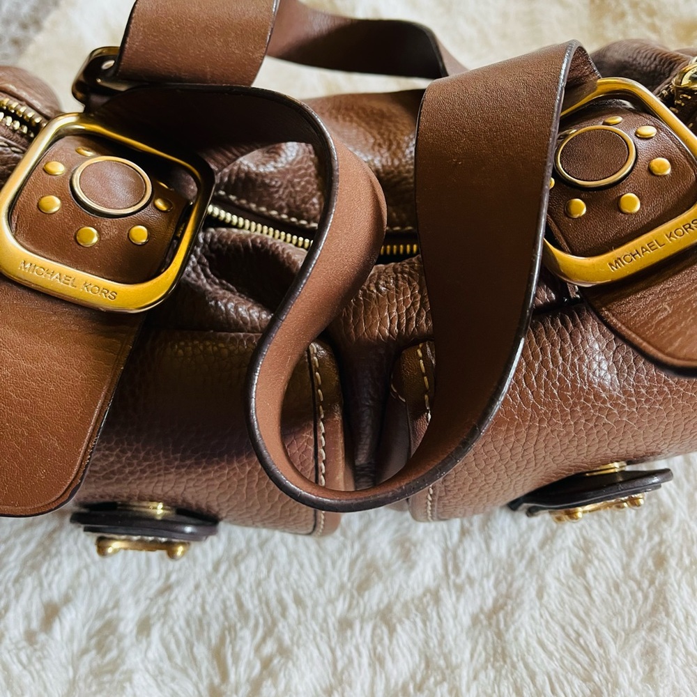 Michael Kors hand Leather Purse - Picture 7 of 14